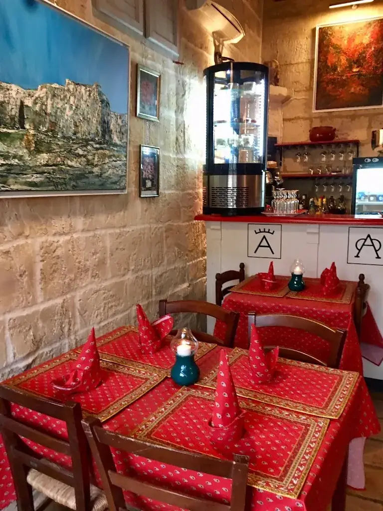 IL VESUVIO restaurant in Beaucaire