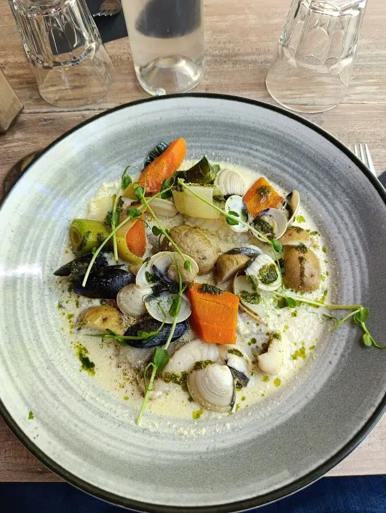 Le Chalet des Sports_Beaucaire_slider_image_2