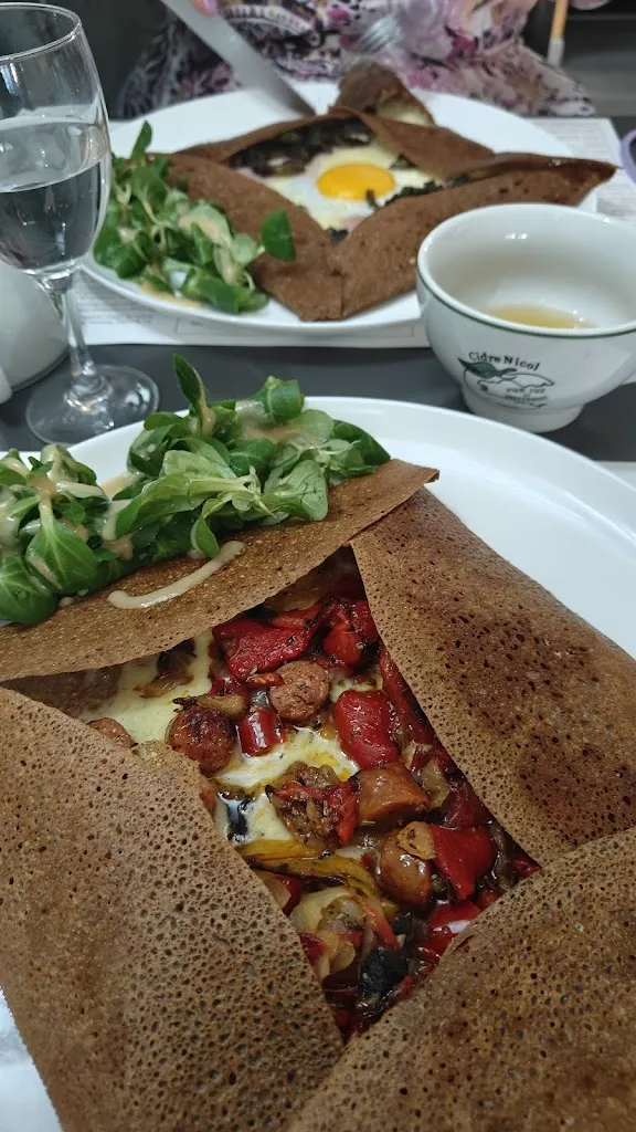 Christophe QUARROZ_La Sarrasine_Roussillon_recensione