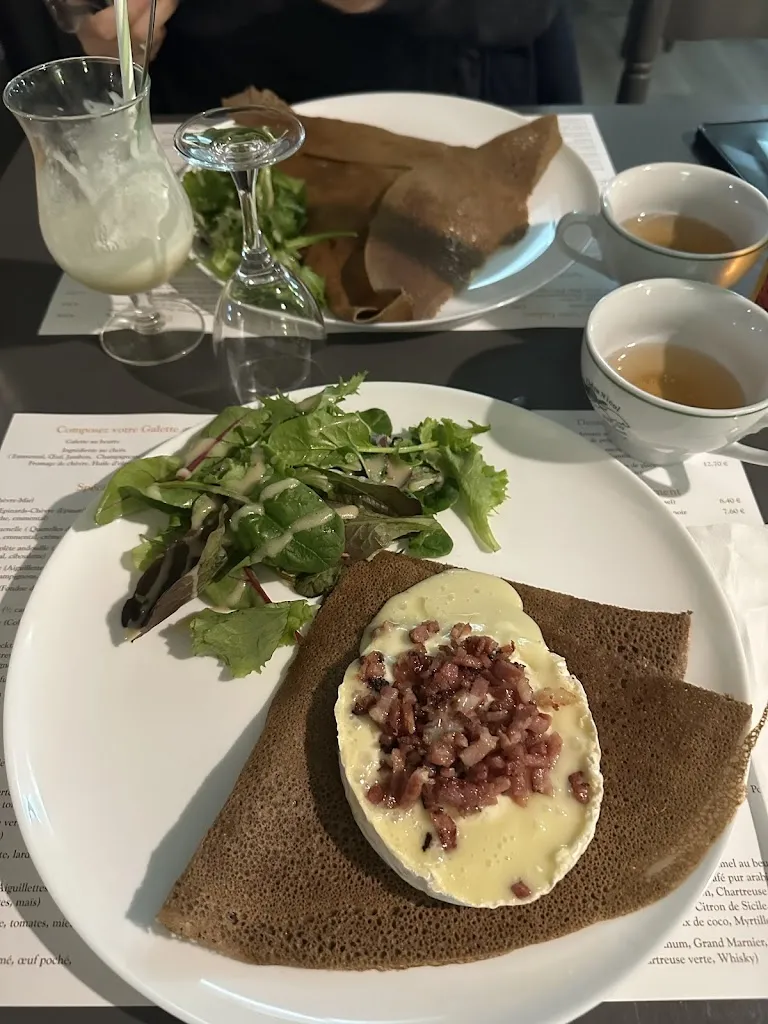 La Sarrasine_Roussillon_slider_image_3