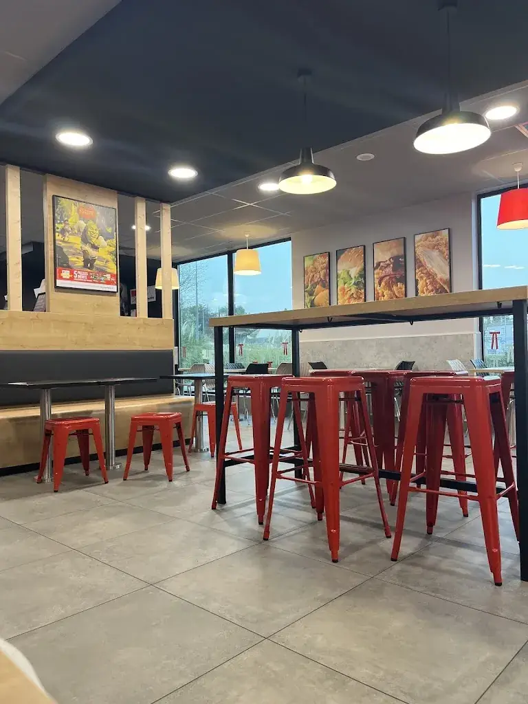 jade vanhaezebrouck_KFC Beaucaire_Beaucaire_Bewertung