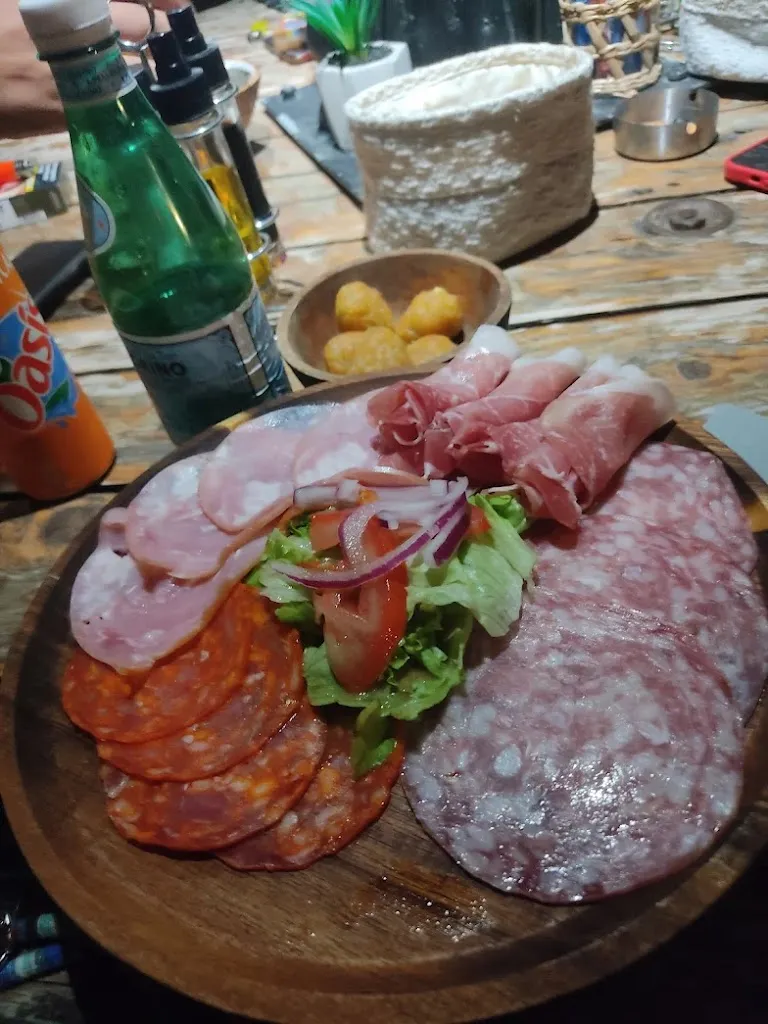 Rafael Cebrian_Pizza Alain Beaucaire_Beaucaire_recensione