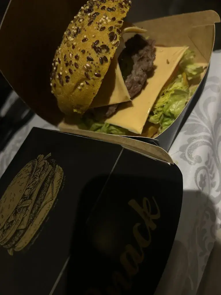 Helene Buyukertas_PASTA BEDA_Bédarieux_review