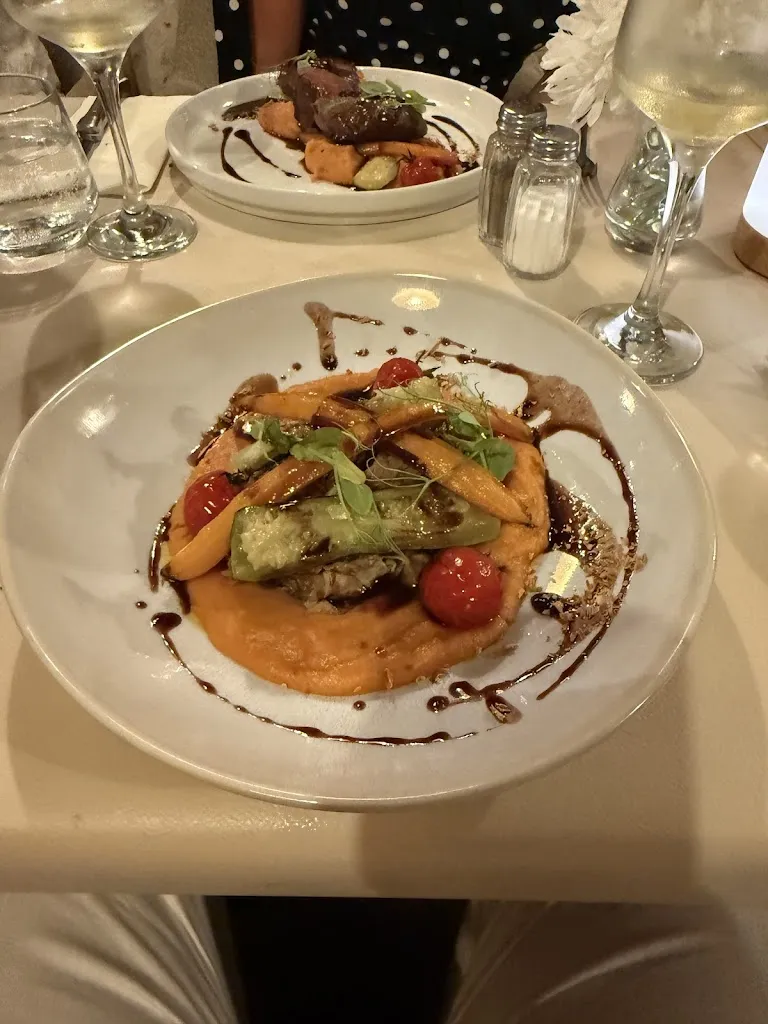 Restaurant La NONA ( anciennement Dame Jane )_Faugères_slider_image_2