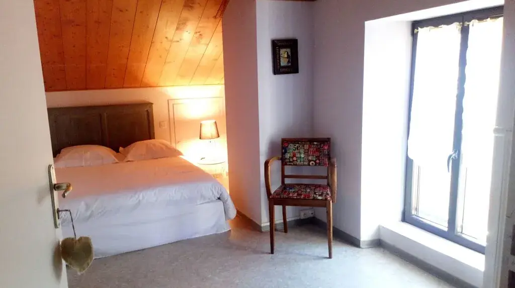 Auberge de la Tour_Combret_slider_image_2