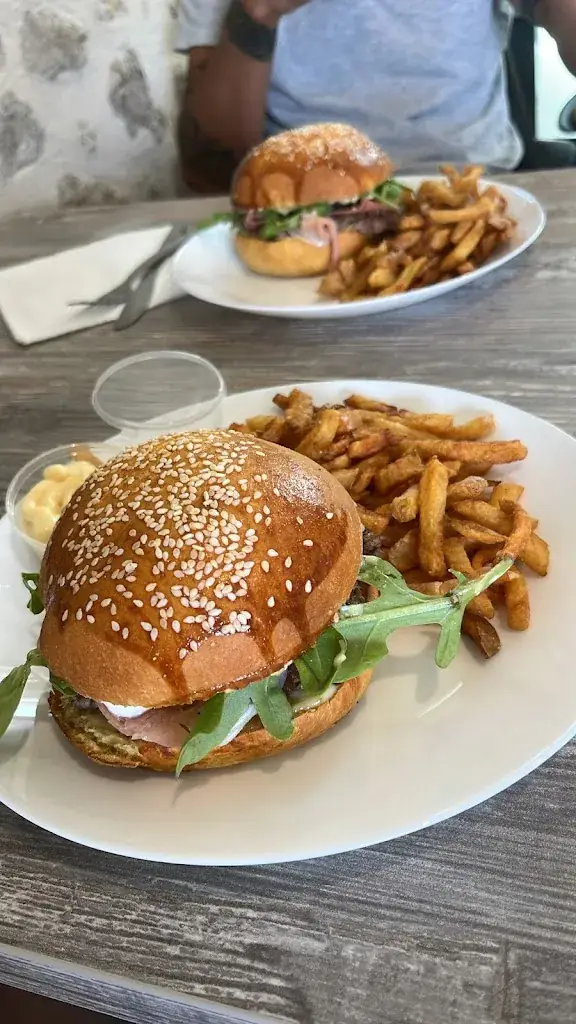 Theo Grenet_L'Alta_Belpech_review