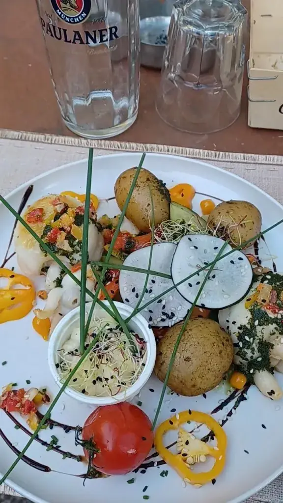 La Guinguette De Bessan_Bessan_slider_image_2