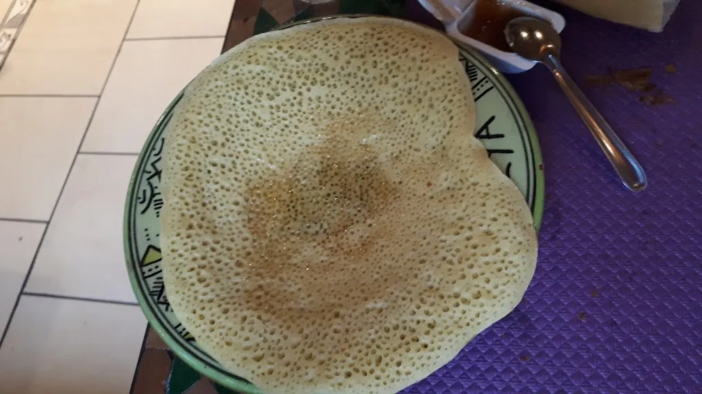 Menu_hotel restaurant l'acilya gastronomie marocaine_Roussillon_image_4