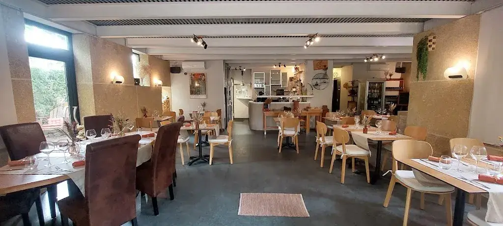 au jardin de Montblanc restaurant in Montblanc