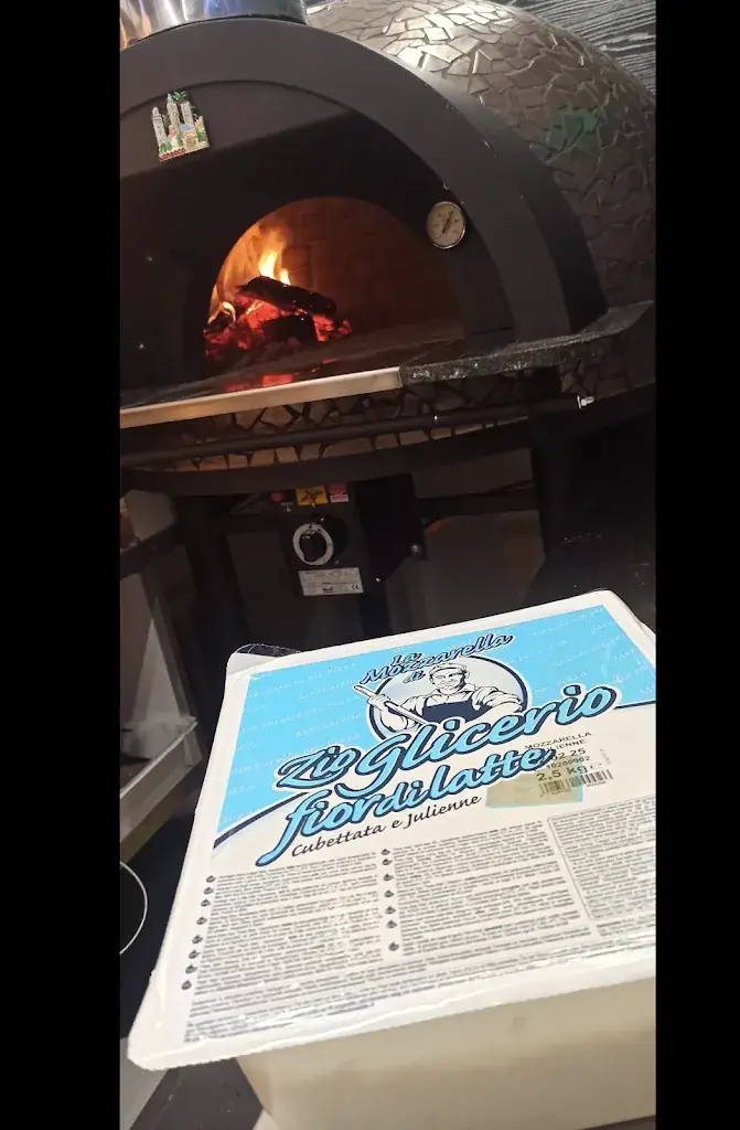 Menu_Bella Napoli camion pizza_Valserhône_image_4