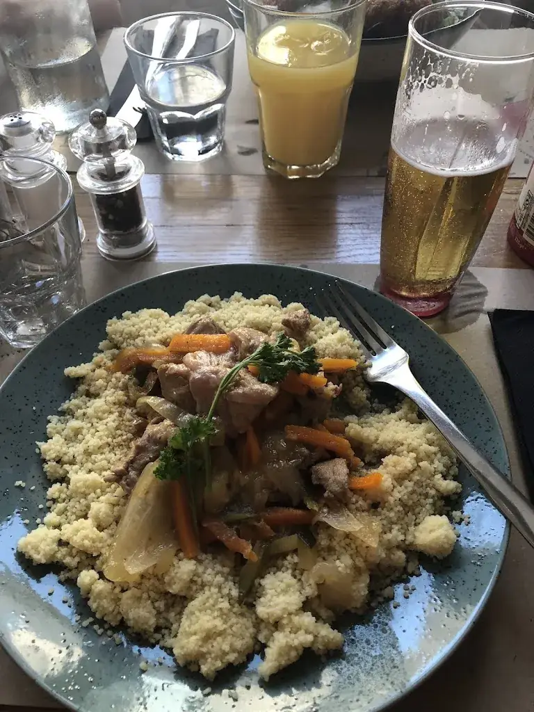 Michael Thomsen_Café de L'Union_Bellegarde_review