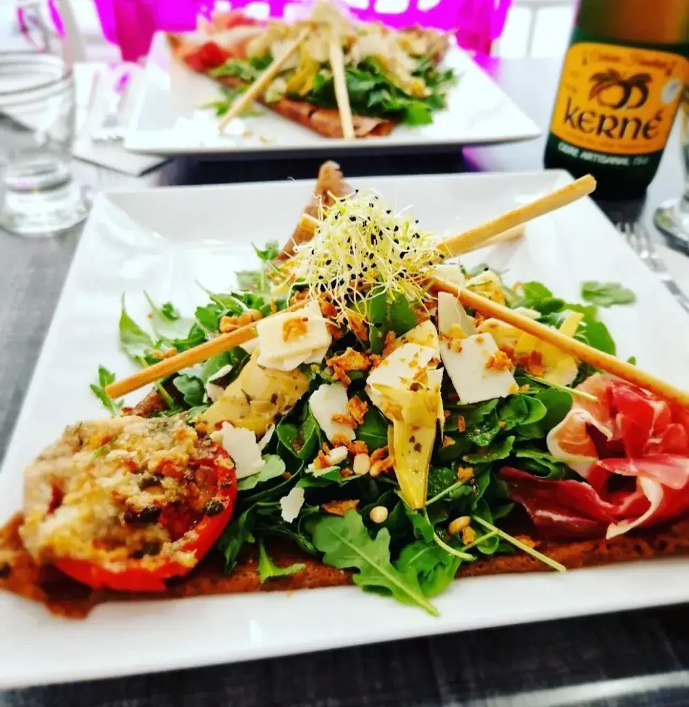 Crêperie La Terre Est Ronde_Bellegarde_slider_image_3