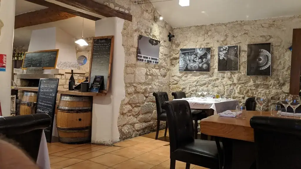 Goran Minov_La Halte Nautique_Bellegarde_review