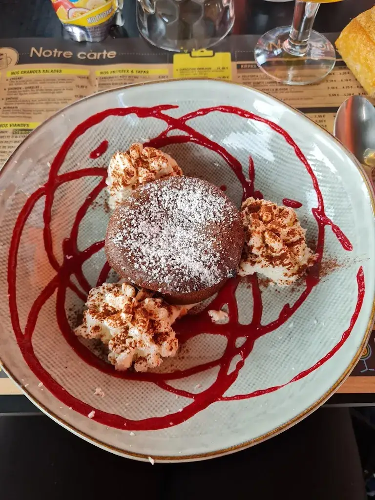 marianne zubeli_La Fabrika_Bessières_recensione