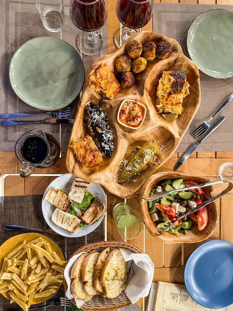 Olya Kangro_The Arch • Organic Kitchen_Albania_review