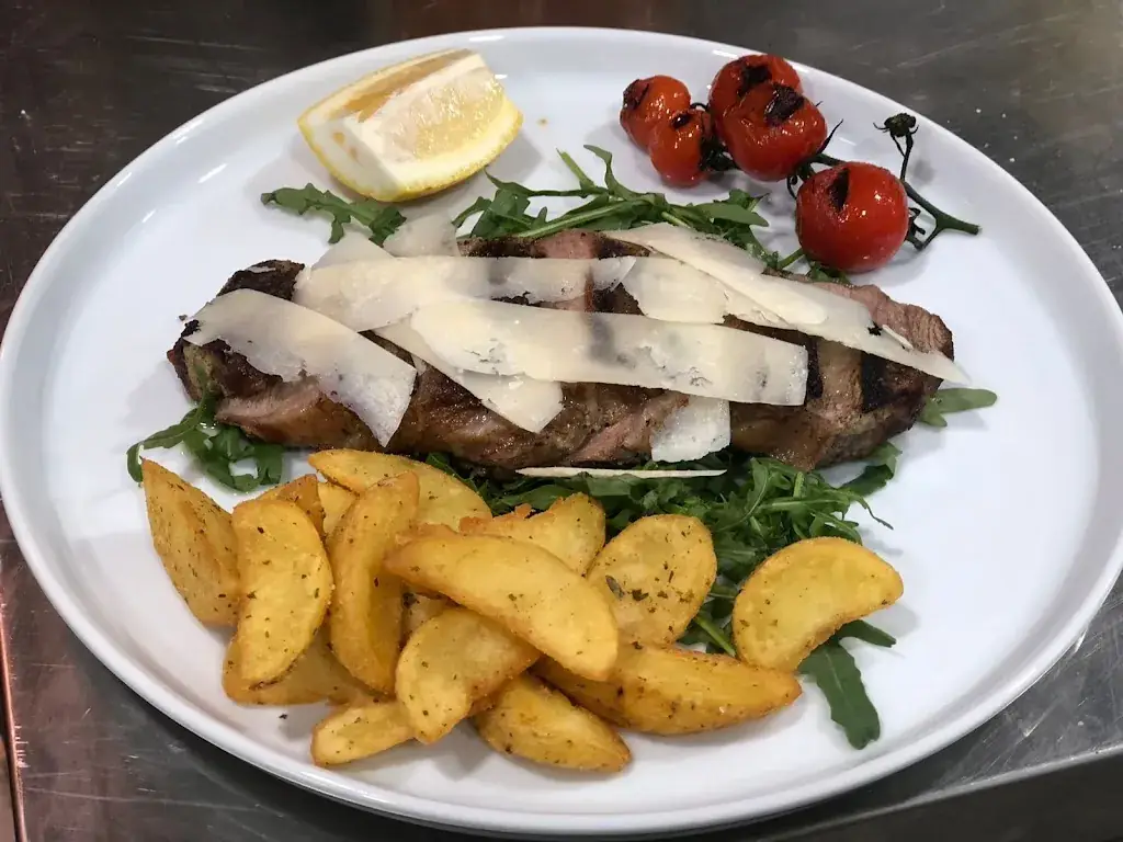 White City Bar & Restaurant_Albania_slider_image_3