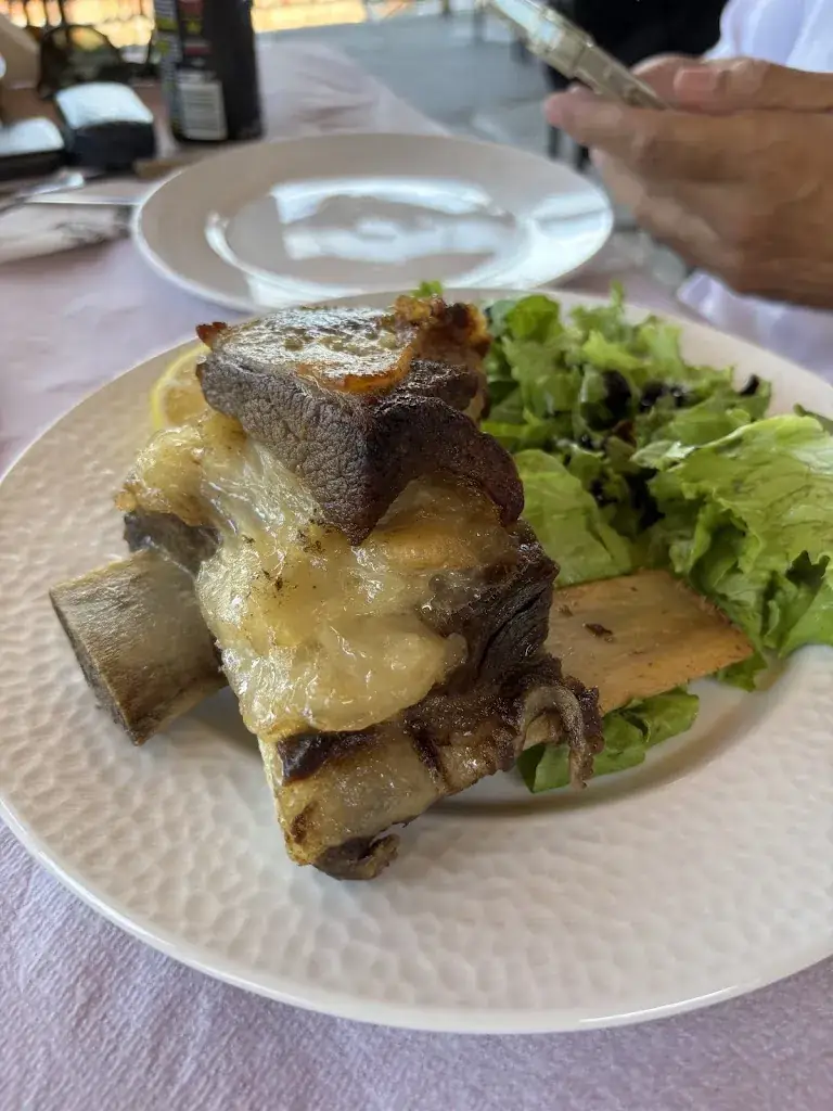 Almudena Jarillo Vioque_Mbrica Restaurant Traditional Food_Albania_review