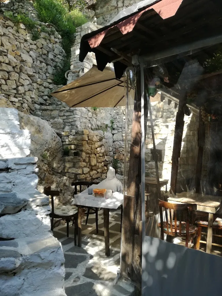 Homemade Food Lili_Albania_slider_image_1