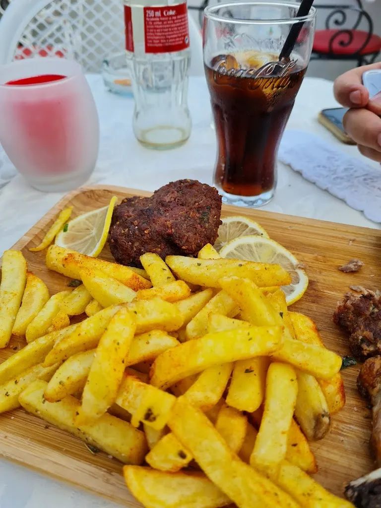 Menu_Friendly House_Albania_image_7