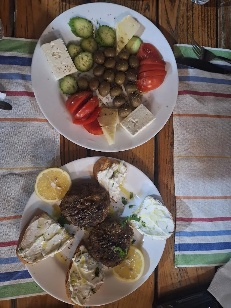 Menu_Taverna Lazaro_Albania_image_4