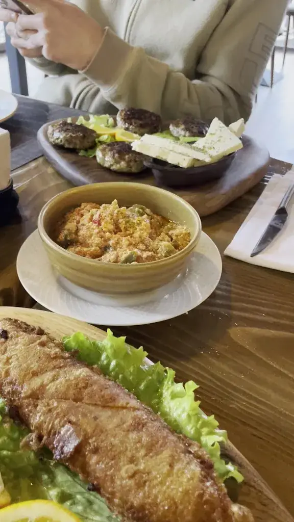 Hotel & Traditional Food Ansel_Albania_slider_image_2