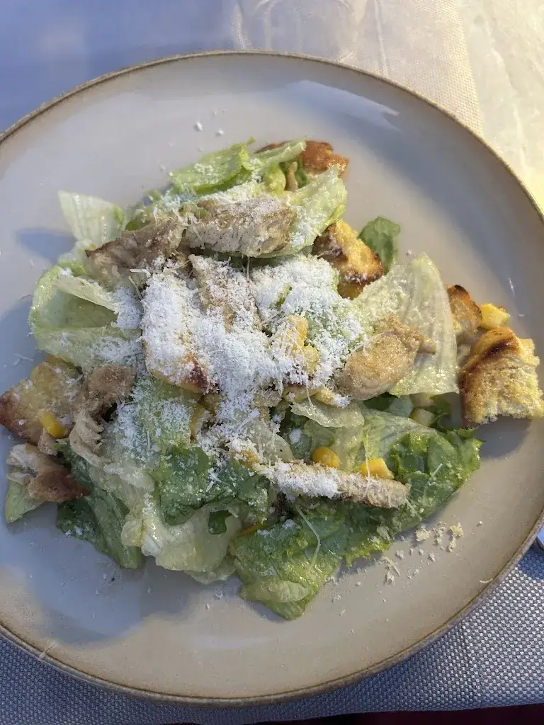 Restaurant Rezidenca Desaret_Albania_slider_image_3