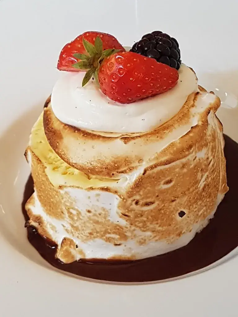 Auberge des Enclos_Saint-Paul-le-Jeune_slider_image_3