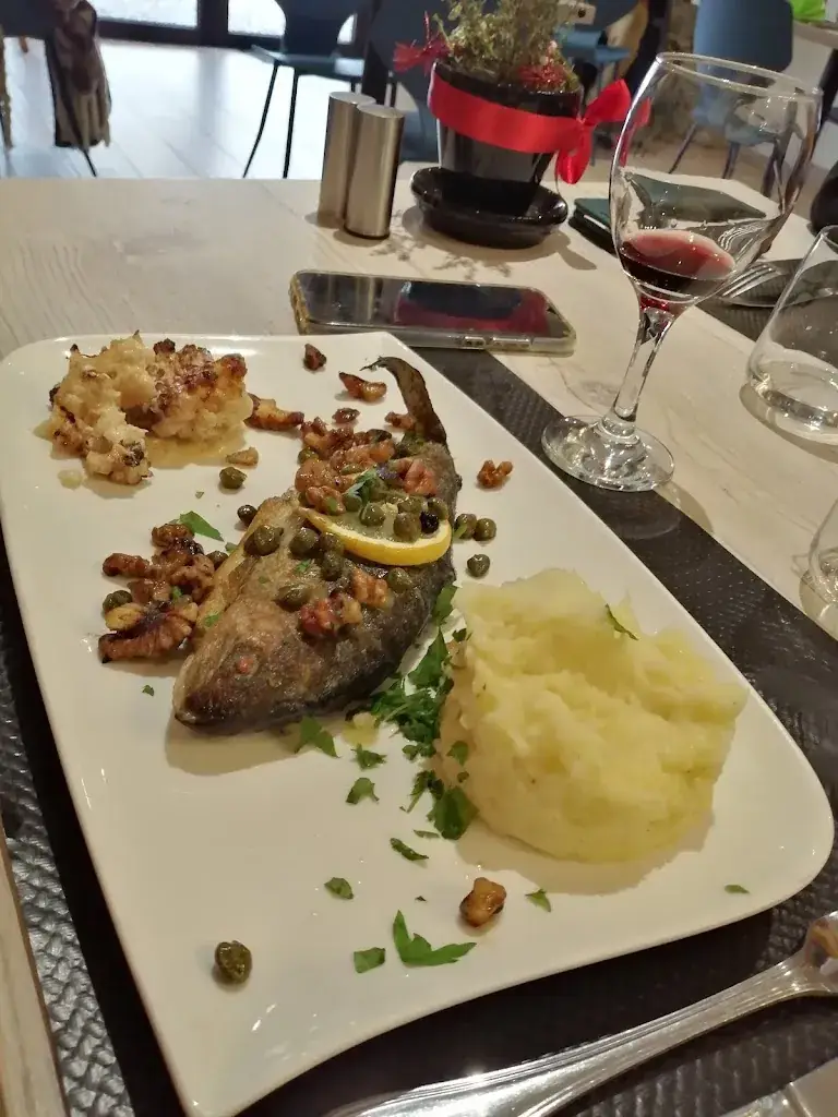 Restaurant Le 131_Saint-Paul-le-Jeune_slider_image_3