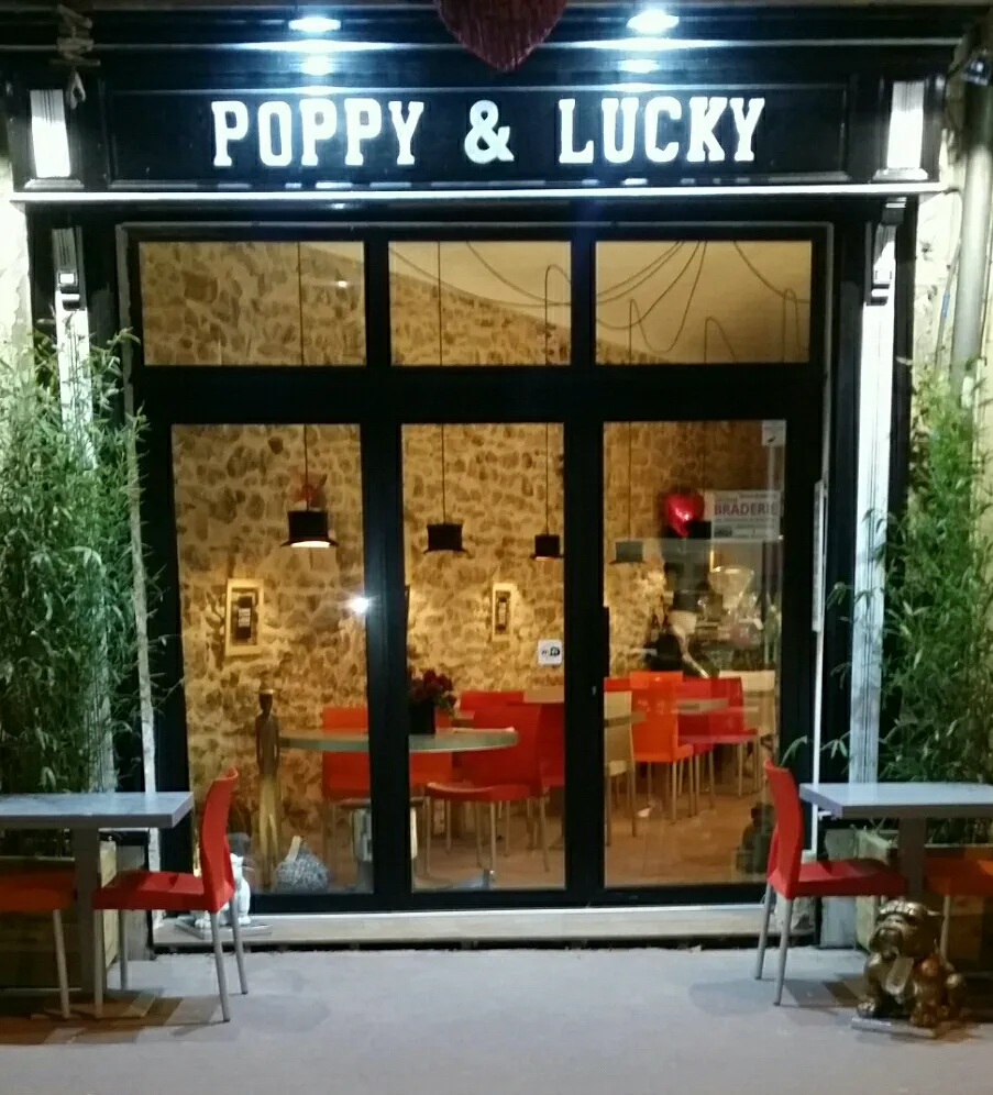 POPPY & LUCKY_Saint-Ambroix_slider_image_1
