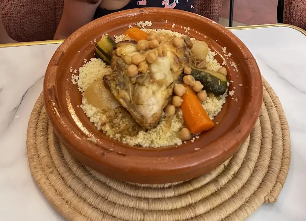 Julie Athys_Le Jad restaurant_Manduel_review