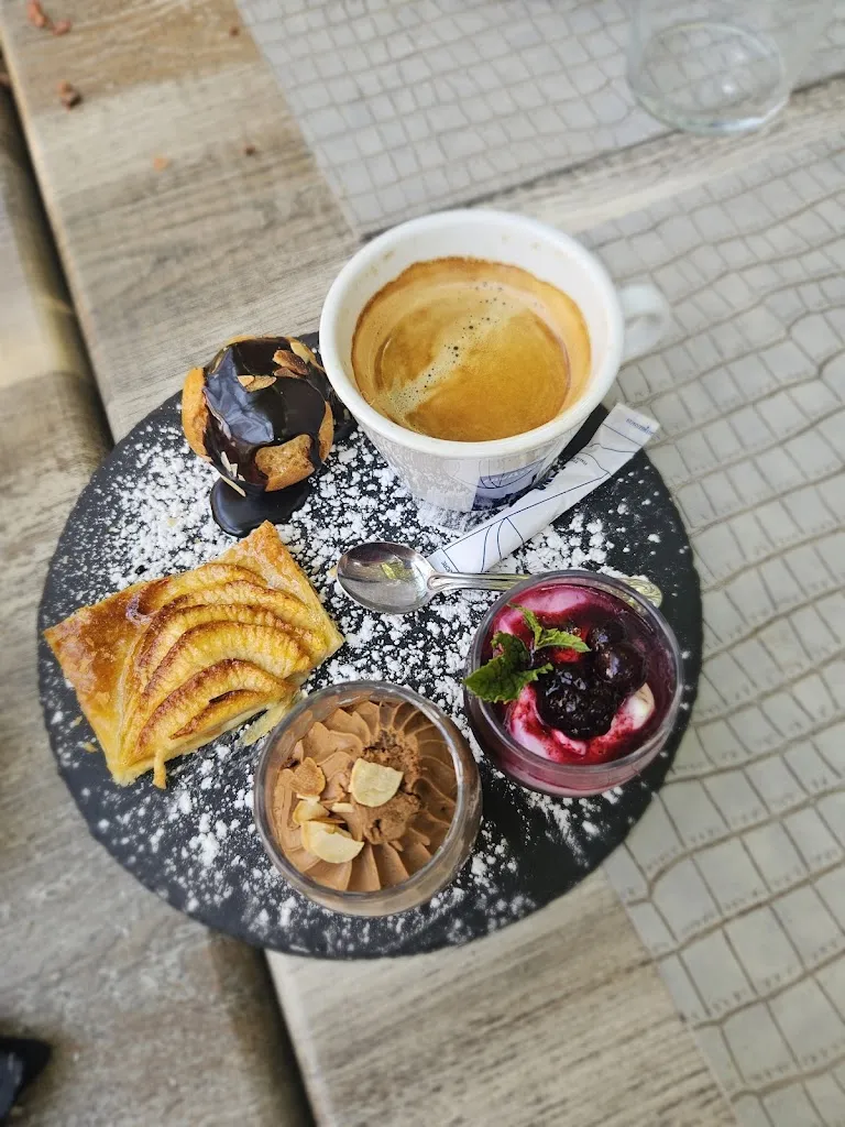 Le resto de la p'tite cave_Ornaisons_slider_image_3