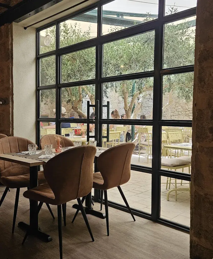 Le Patio restaurant in Béziers