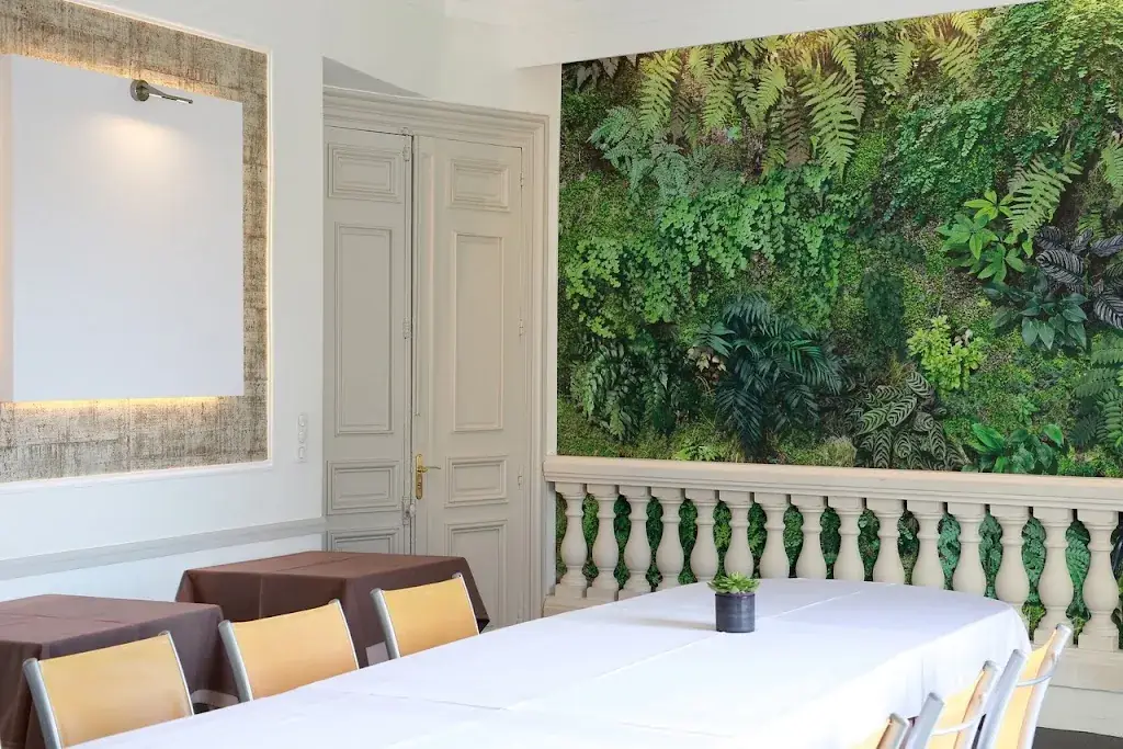 L'Ambassade_Béziers_slider_image_1