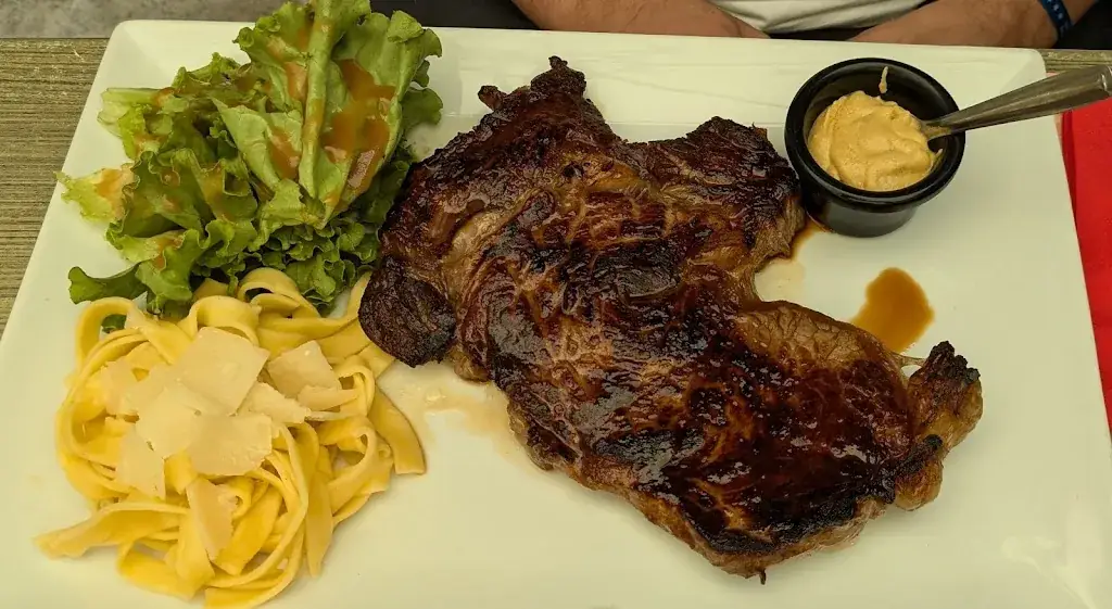 Les Louis_Béziers_slider_image_3