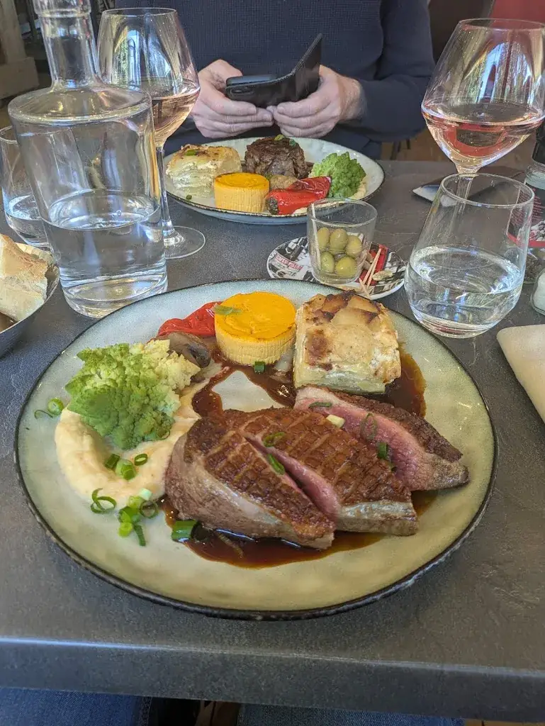 J Ham_Restaurant L'Ecluse Beziers_Villeneuve-lès-Béziers_review