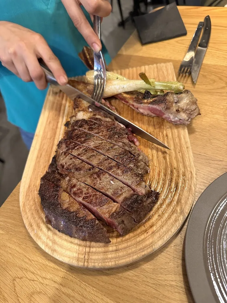 Mr Patrizzi_La Cave Chez Max_Béziers_review