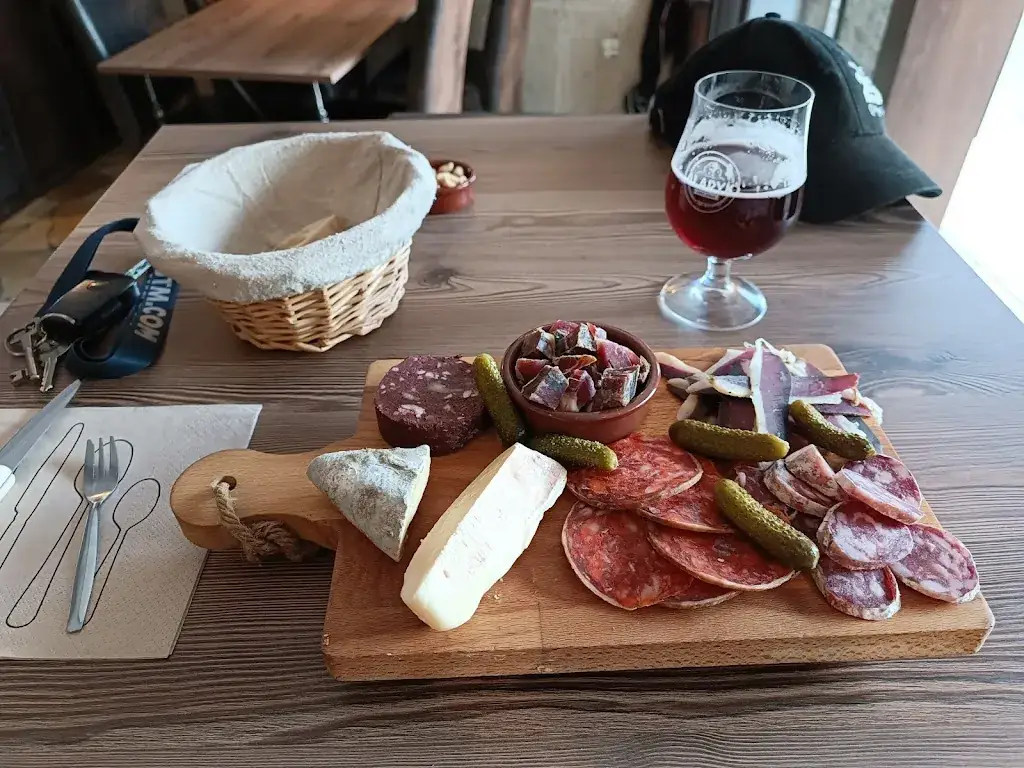 The Rooster Cook_Béziers_slider_image_2