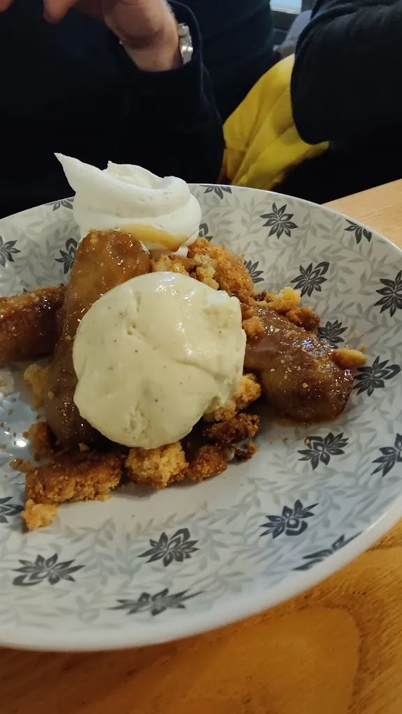 J_LES TEMPS MODERNES_Blagnac_review