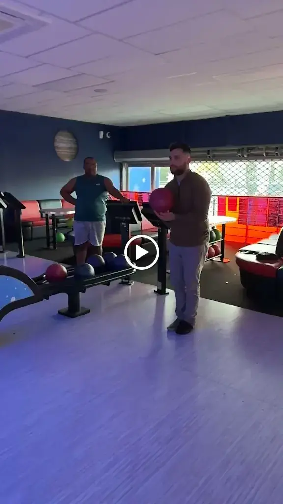 Galaxy Bowling_Biars-sur-Cère_slider_image_2