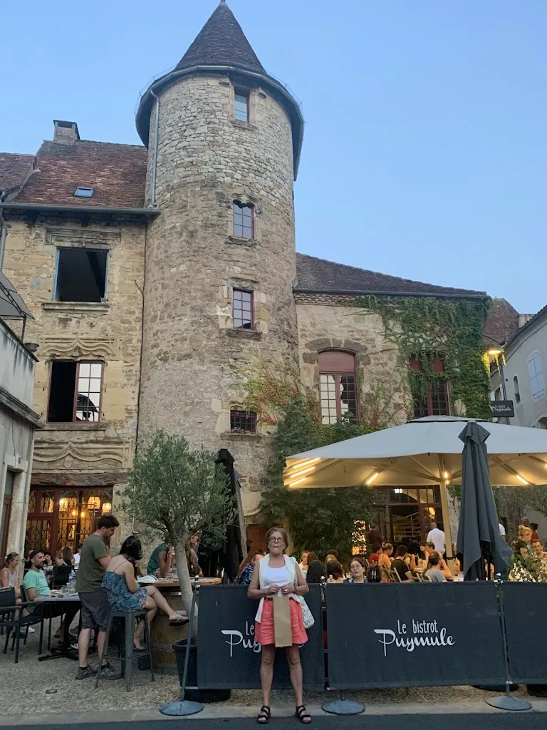 Veronica Hoyos-Leonard_Le Puymule_Saint-Céré_recensione