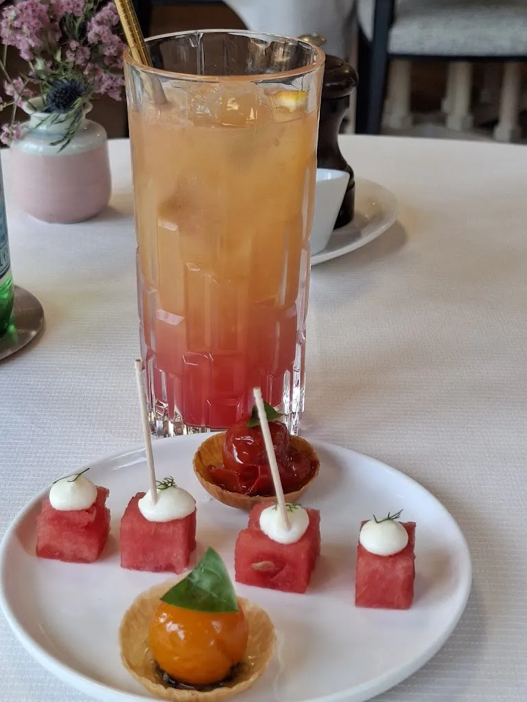 Les Trois Soleils de Montal_Saint-Jean-Lespinasse_slider_image_3