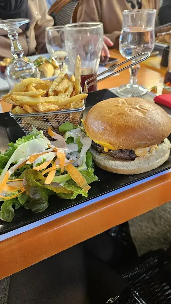 Eric Dolla_Café Restaurant des Arts_Bouillargues_recensione