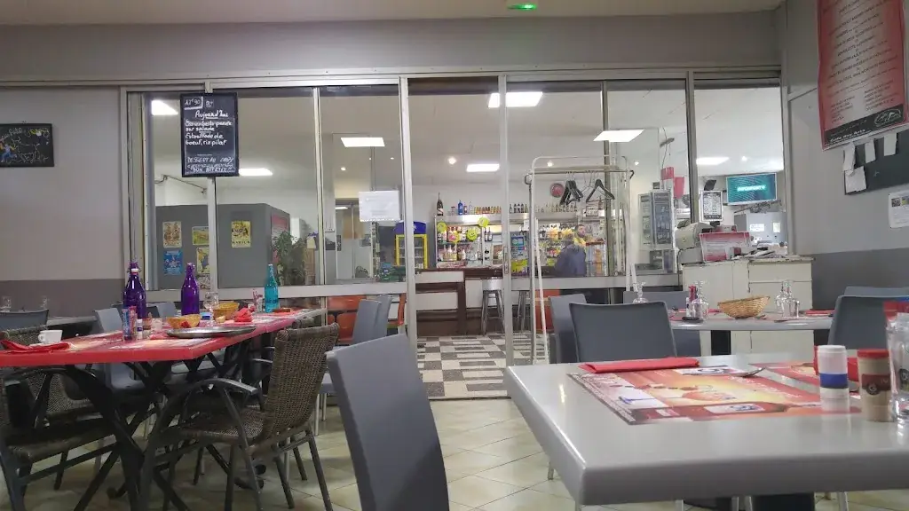 Café Restaurant des Arts_Bouillargues_slider_image_3