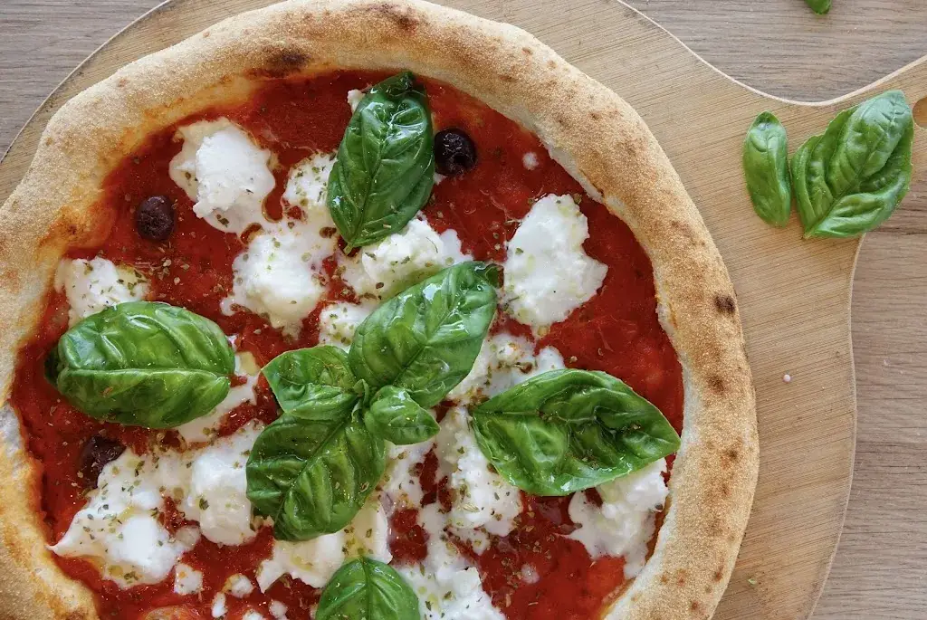 Pizza di roma Bouillargues_Bouillargues_slider_image_1