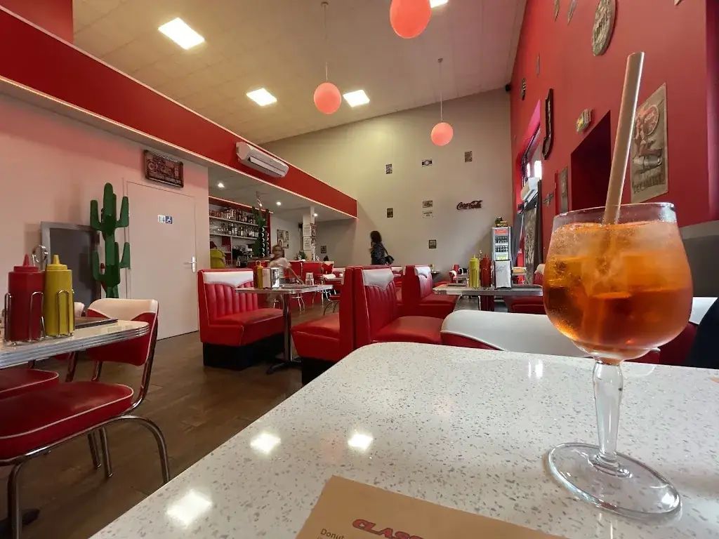 MEG'S DINER restaurant in Touvet