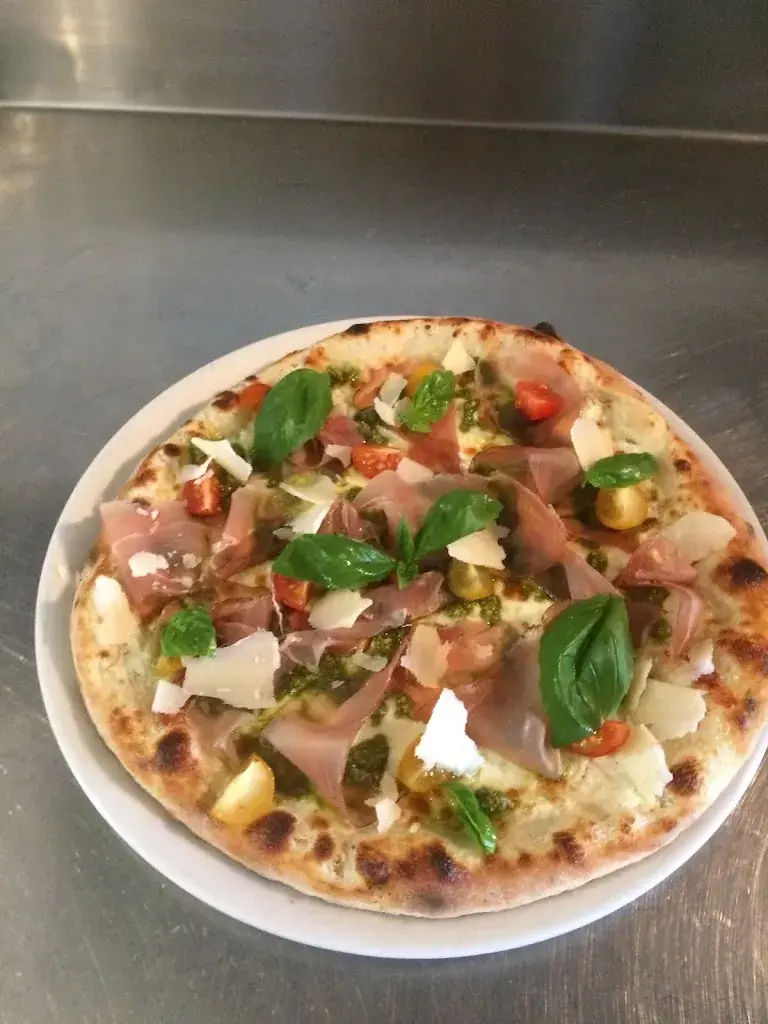 Restaurant Pizzeria INNAMORATO_Boujan-sur-Libron_slider_image_2