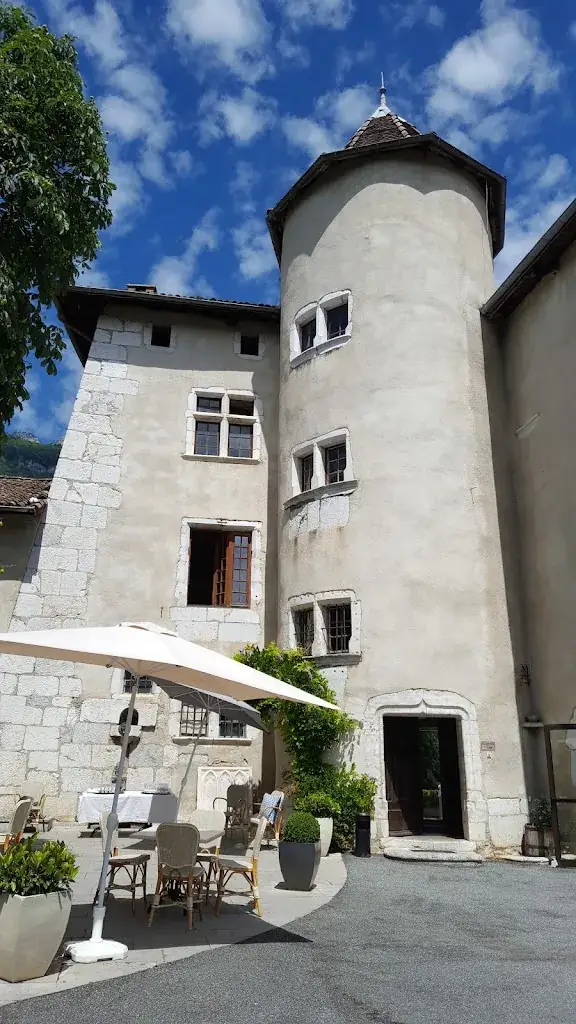 Nicole BERTRAND BURLON_Château du Mollard_Touvet_review