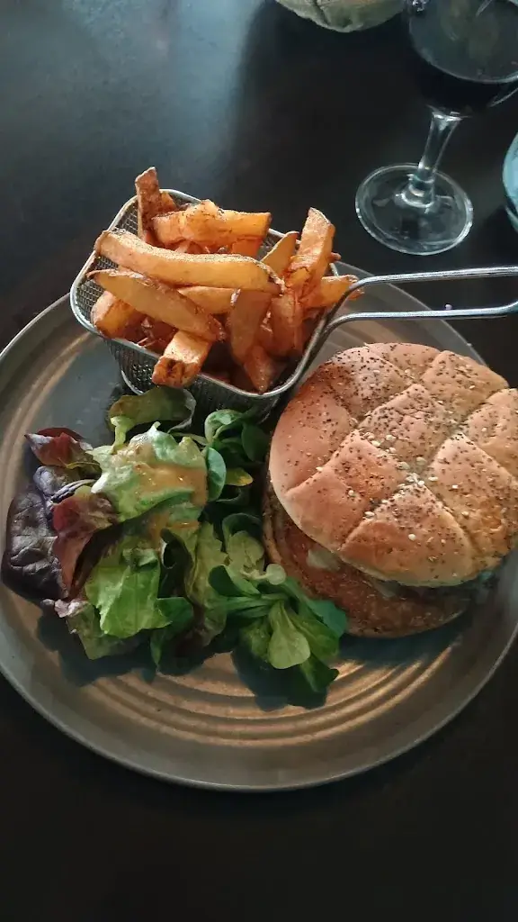 Emma Laj_Restaurant l'Alba_Boujan-sur-Libron_Bewertung