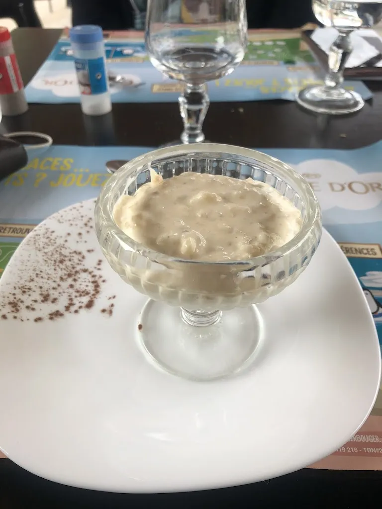 jean louis VILLAUME_Le Rond Point_Boulogne-sur-Gesse_review