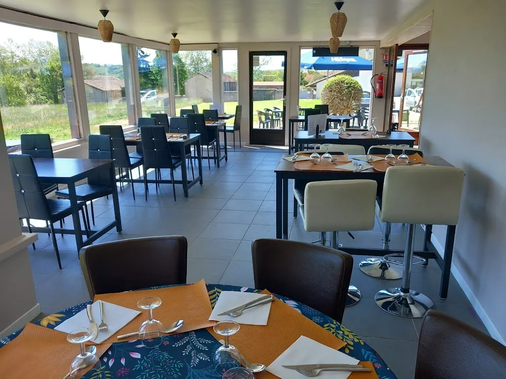 Restaurant A la bon'heur Blajan_Blajan_slider_image_3